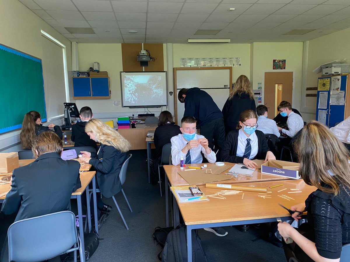 AirdrieAcademySocSub tweet media