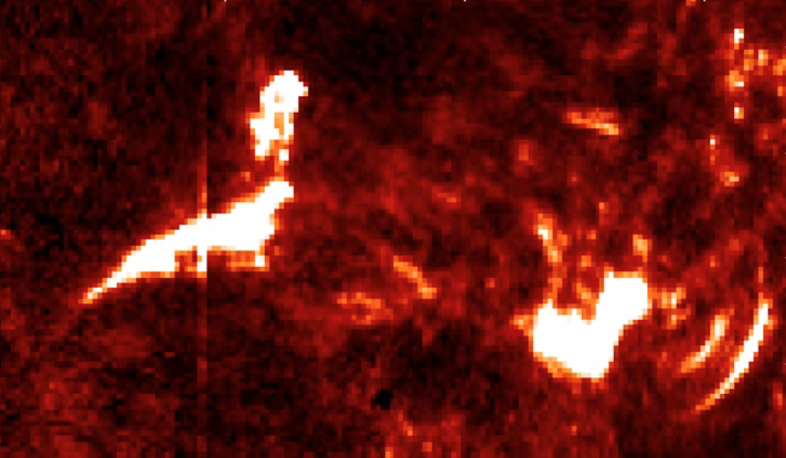 RyanJFrench's tweet photo. Super happy that my recent paper was accepted to the Astrophysical Journal this week, hours before I presented the same work at #ESPM16! We use IRIS to find evidence of the tearing-mode instability triggering plasma turbulence in a pre-flare. Link here - https://t.co/UGewRM38e7 https://t.co/ySnr8XkCve
