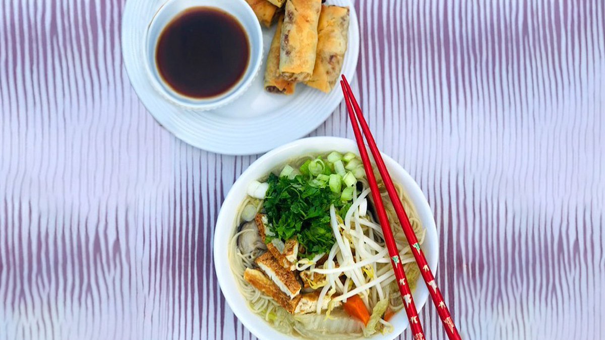 WaiLanaYoga's tweet image. Narrowing down the #recipes that I’ll be including in my new cookbook means that I’ve been retesting a lot of my favorite dishes. This noodle soup with quick and easy homemade broth is definitely making the cut!