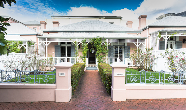 A winter staycation at the luxurious Belmond Mount Nelson Hotel in Cape Town on Drizzl... upflow.co/l/jJDk