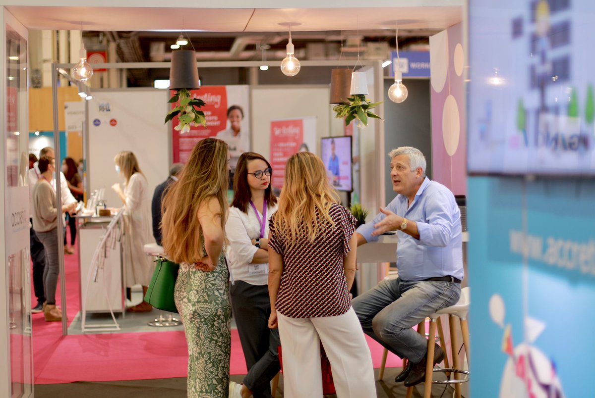 Accretio_dw's tweet photo. 🎥 Retour en photos de notre participation au @Solutions_RH 

Un superbe moment d’échanges et de belles rencontres ! 
Merci pour votre participation
Vivement la prochaine édition 🙂

#SSRH #SolutionsRH #Accretio https://t.co/y349nhzmz1