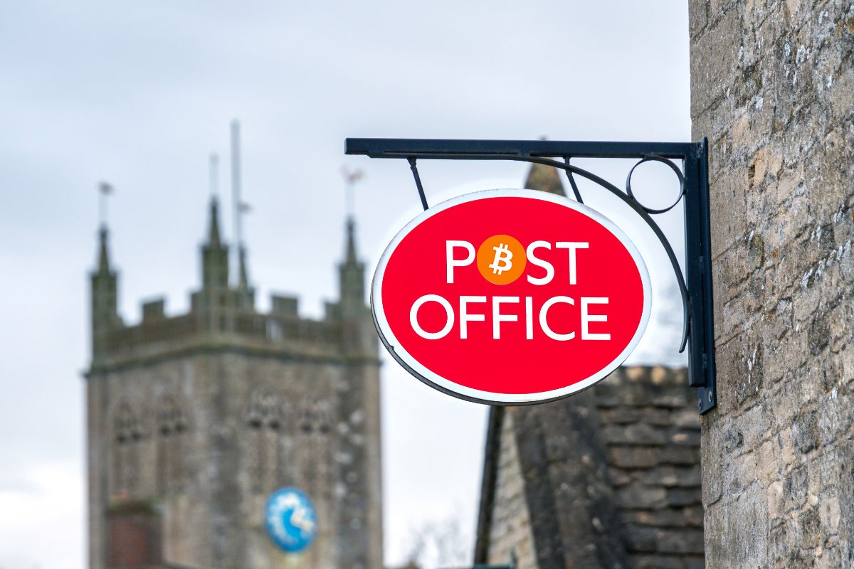 BitcoinMagazine's tweet photo. JUST IN – UK Post Office to let app users buy #Bitcoin https://t.co/RlIMzd6Ztd