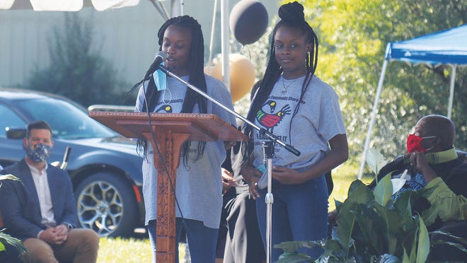 ANS_org's tweet image. 85 civil rights pioneers in Oak Ridge, Tennessee have been nominated for the first ANS Social Responsibility in the Nuclear Community Award, for entering the first segregated public school anywhere in the southeast U.S. in 1955, @theoakridger  reports. oakridger.com/story/news/202…