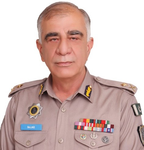 IftikharChaudri's tweet photo. Please pray for the injured Bro Sajjad Afzal Afridi and prayers for the departed soul Nauman Afzal Afridi (what a Loss) @UsmanAKBuzdar @OfficialDPRPP 
#prayers4SajjadAfzalAfridi #AIGPolice #motorwaypolice #Pakistan #PakistanPolice 
@ICTPOLICE3 @ICT_Police @BDS_Islamabad https://t.co/IDmCJMGG9s