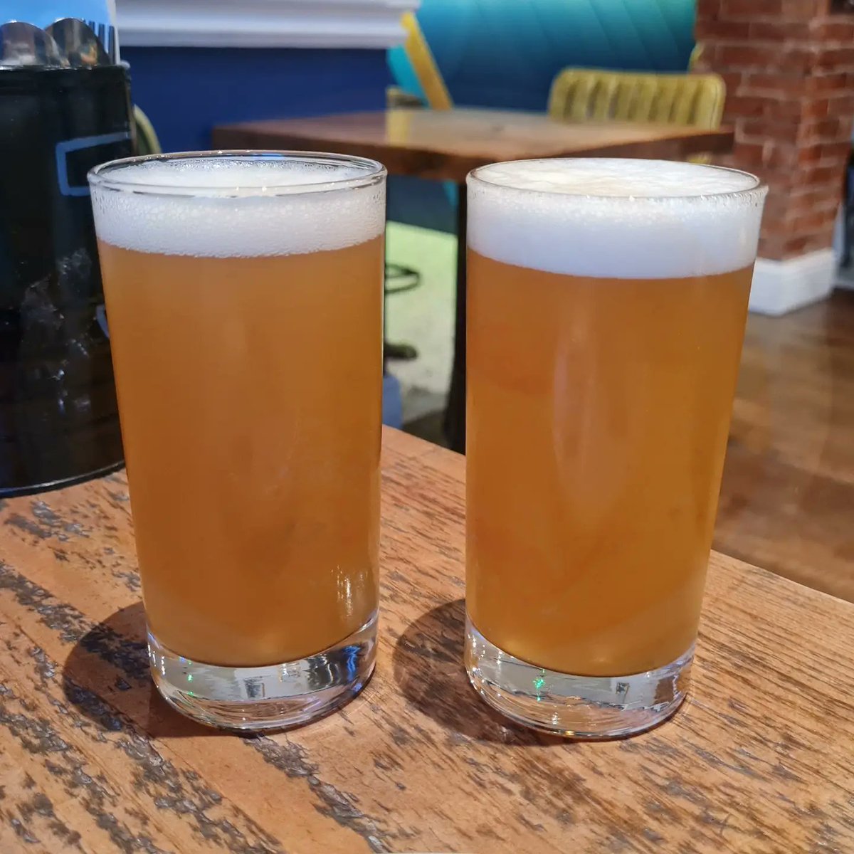 Another excellent pit-stop at <a href="/TapAndTandoor/">Tap & Tandoor</a> in Solihull last weekend en route to the north east. Herb-packed sheekh kebabs were the highlight of a groaning mixed grill for two. We also had spice-layered butter chicken, crisp Amritsari fish &amp; tasty craft beers from Purity Brewing