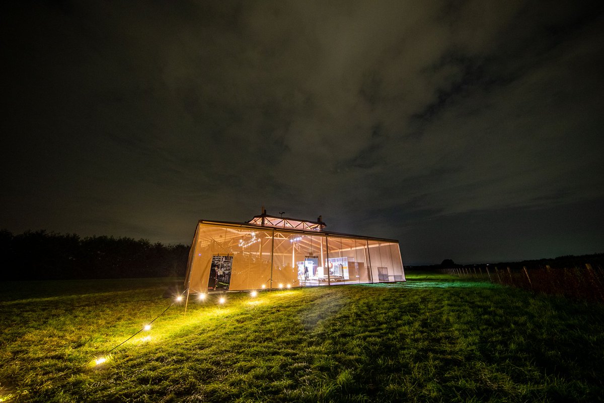 Mansholt van Jan Vos in Haarzuilens. Toneel met een gelaagde boodschap. We móeten wat gaan doen, zonder de liefde die de boeren in de grond stoppen, af te waarderen. Veranderen vergt moed.