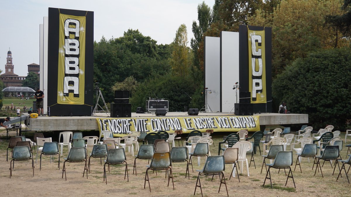 Fra pochissimo comincia l' #AbbaCup2021 ci vediamo al #TeatroBurri #ParcoSempione #Milano H18.00 incontro pubblico: Cittadinanze, confini, diritti: le nostre vite contano

La serata continua con #NidiVuoti di SandraMadu e a seguire #DischiVolanti abbavive.org per info!