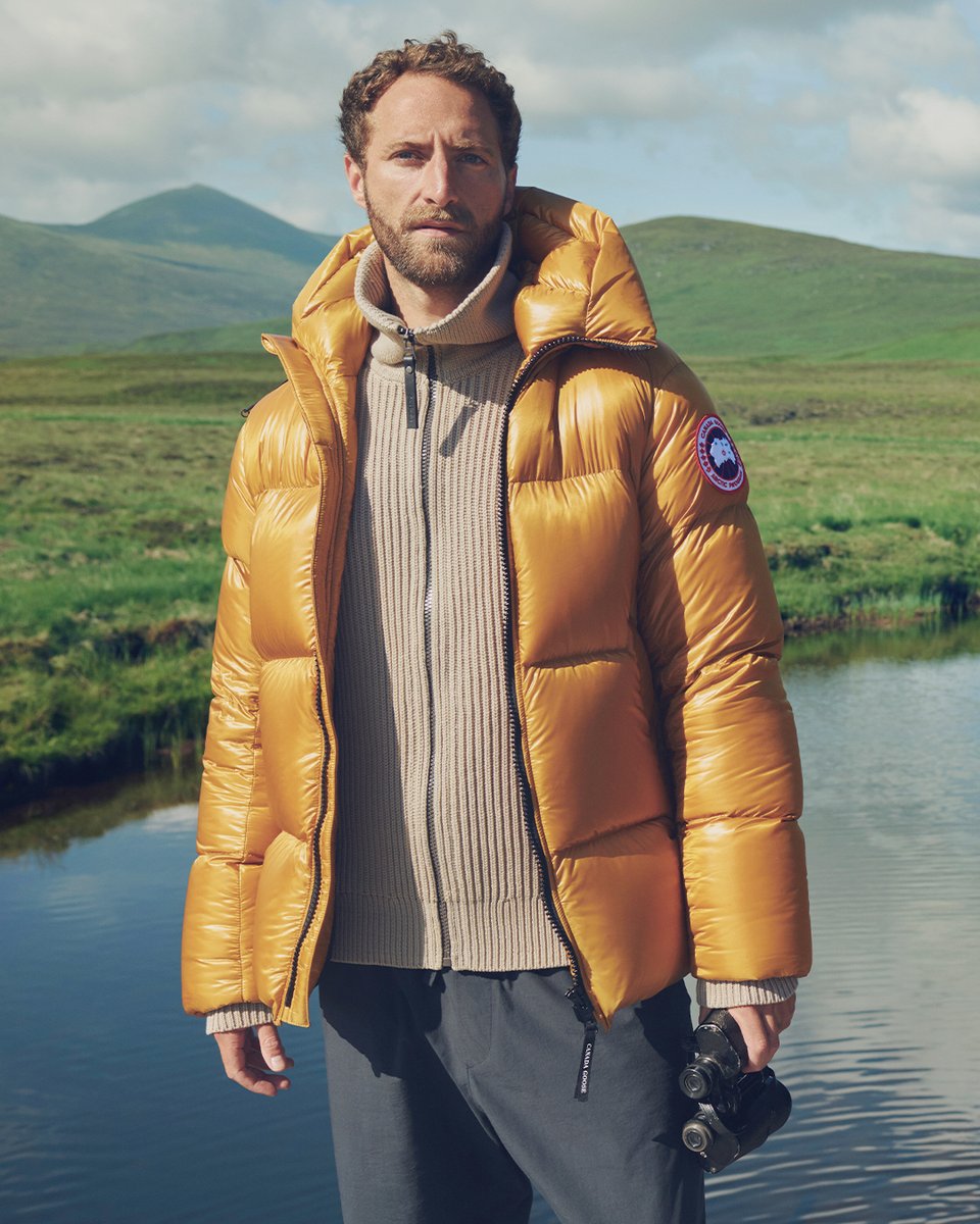 canadagoose's tweet photo. Who’s ready to take the first step in exploring the wonders of the outdoors? Our new #FallWinter21 collection awaits: https://t.co/uXgP1IN0Mj https://t.co/POjuedM4Az