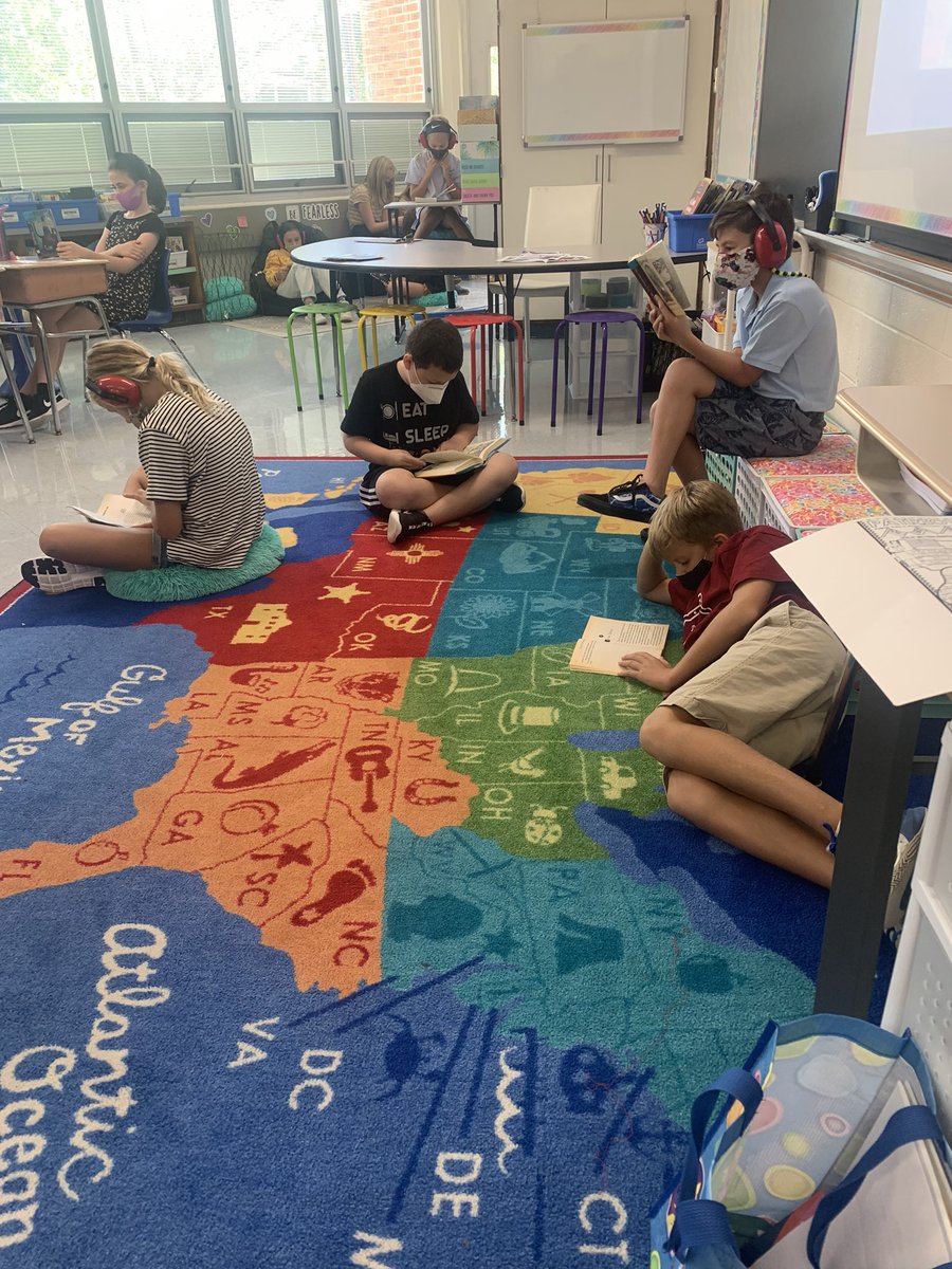 Miss Huff tweet media