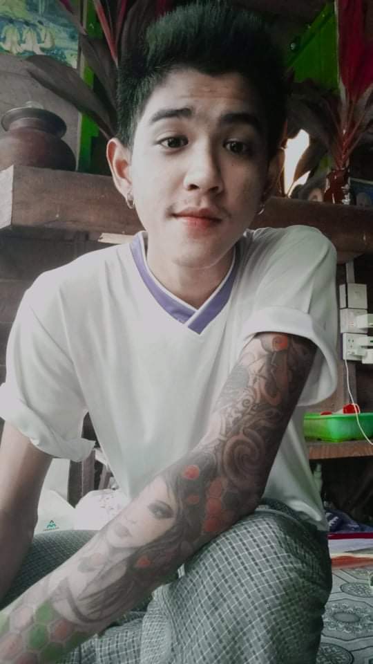 YeJohn4's tweet photo. မောင့်အတွက်လိုအပ်နေတာကမမပါ❤️❤️ https://t.co/gZrMCcD5jG