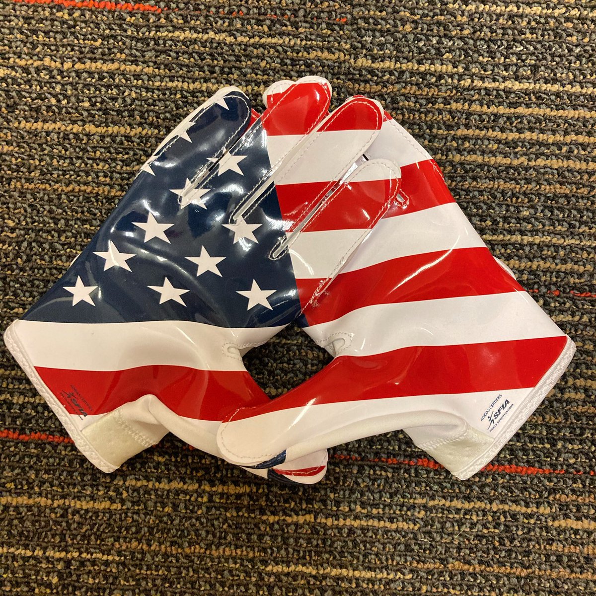 Augie_BSNsports's tweet photo. In honor of the 20th anniversary of 9/11 @EWUFootball will wear Stars and Stripes gloves #NeverForget #GoEags https://t.co/91uArJ72h0