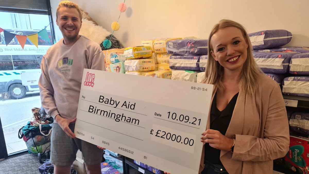 LoveBrumUK's tweet photo. It was a pleasure to catch up with our £2000 winners from our #CaringintheCommunity theme for August for their Cheque presentation today! Your votes really do make all the difference ❤️ https://t.co/sRNeRP1Crx