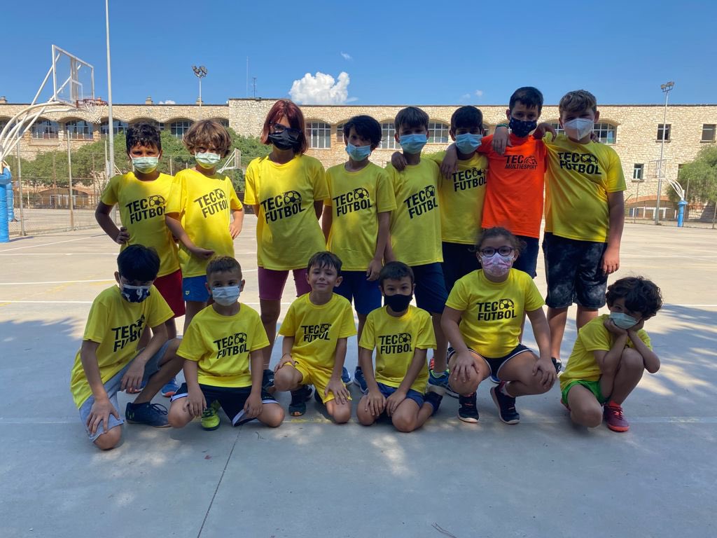 TgnaEstiuCamp's tweet photo. ☀️ Finalitza el TEC Setembre 2021 🙌🏻 Us hi esperem l’estiu vinent! Que tingueu un bon curs escolar 21/22 🔝
#TEC21 #Casal #Dance #Futbol #Multiesport #Bàsquet #Campus #Estiu #Tarragona @colsantpau @CBT_Tarragona https://t.co/FwShA4H1mK