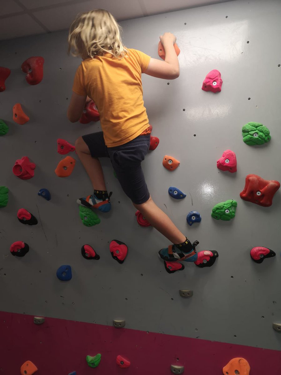 GowertonScout's tweet photo. Beavers had a great first night back learning new skills in the Swansea Climbing Hanger #scouting #Skillsforlife https://t.co/jfn9f63vdr