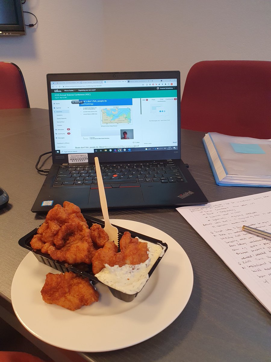 Perfect way to start the last day of #ICESASC21: In Urk enjoying a lunch of kibbeling (Dutch fried fish) while watching the last videos before our session about fisher behaviour, beliefs and attitudes and why they matter for management. We have some skippers joining us as well!