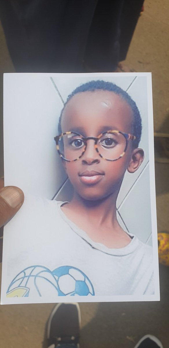 FaroukAbusakyna's tweet image. His name is Said Mahamed Hassan.He has been missing for 14 days now.He lives in Eastleigh near  California estate.If seen,kind contact his father Ali Mahamed Hassan who is the 12th Street Mosque imam in Eastleigh on 0722276726 or the nearest police station.
