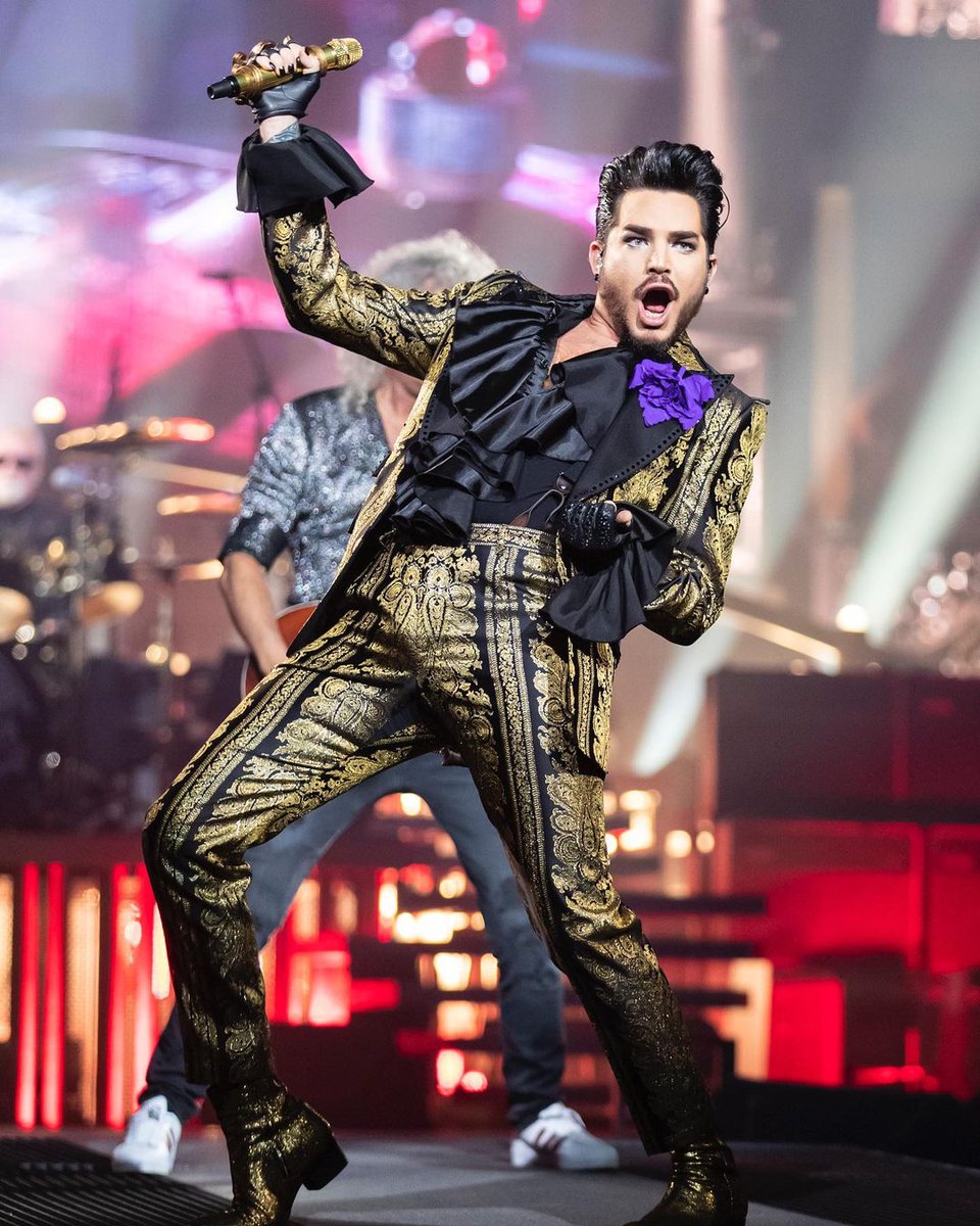 VOTE for ADAM LAMBERT! 
Madison Square Garden <a href="/thegardentwins/">the garage</a> IG thegarden
In honor of #NYFW we're looking back on some impressive looks worn on our stage. Which Garden alum wins your vote for best dressed?
instagram.com/p/CTnDFHnLOuH/