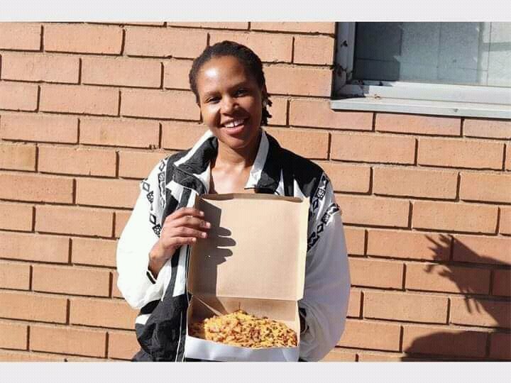 joy_zelda's tweet photo. Tshepiso Sibisi 35 year old From Kwa Thema,Springs founder of Mwari Pizza 🍕 she started her business with only R100 after been retrenched as a construction worker
RT pls her next clients could be on your TL 

#YizoYizo #Osama #LeboMComingHome #CR17BankStatements Anele https://t.co/eoxPJiNxPL