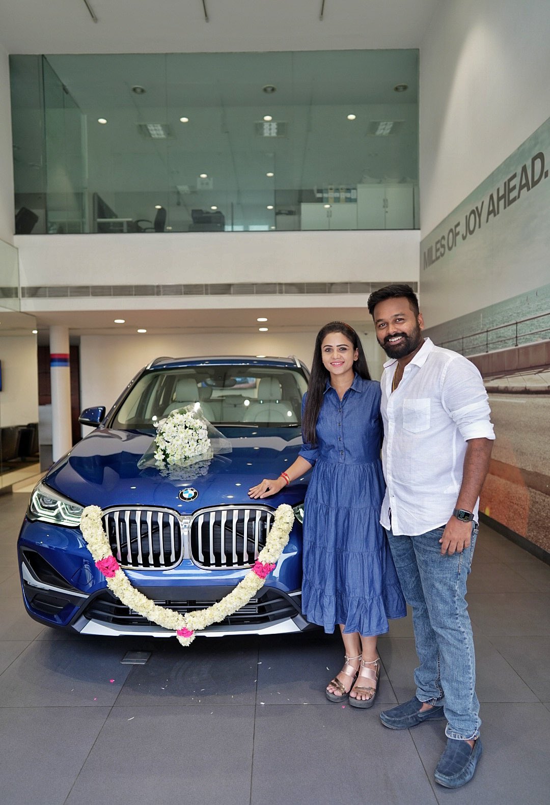 MANIMEGALAI on Twitter: "Hussain Manimegalai 's Very Own BRAND NEW BMW X1  🕺😎 சொந்த முயற்சியில் adutha Achievement 😎 Fav &amp; Dream CAR 🚙 Arrived  on Auspicious Vinayagar chathurthi Day 💛 Sri Rama