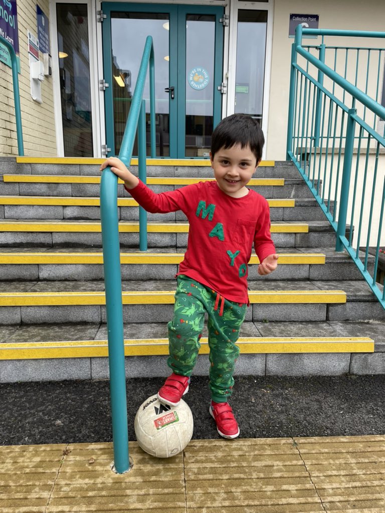 The Hamilton family have asked school to convey to you their heartfelt thanks in thinking of them at this time.

We will inform you of the amount raised early next week.

Loyalties were divided in school today between <a href="/TyroneGAALive/">Tyrone GAA</a> and <a href="/MayoGAA/">Mayo GAA</a> supporters!

🔴⚪️ vs 🟢🔴