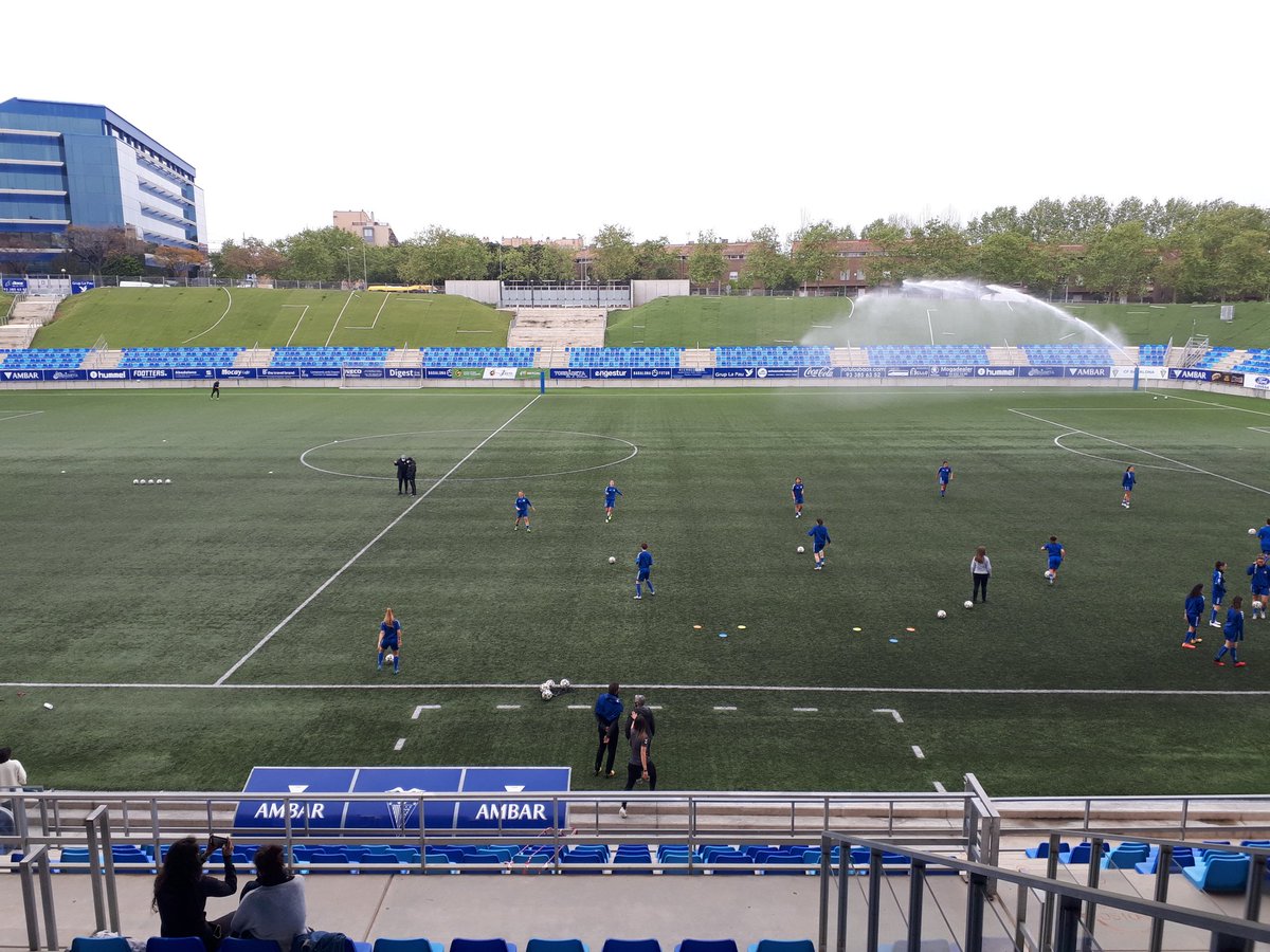 ⚠️ Para el encuentro de este domingo ante el <a href="/RCDeportivo/">RC Deportivo</a> será imprescindible presentar la declaración de responsabilidad covid. 

En este enlace la podéis descargar
👉🏻 seagullbadalona.com/wp-content/upl…

El documento se debe traer rellenado de casa

#SomhiGavines 🔵🔵 #Badalona