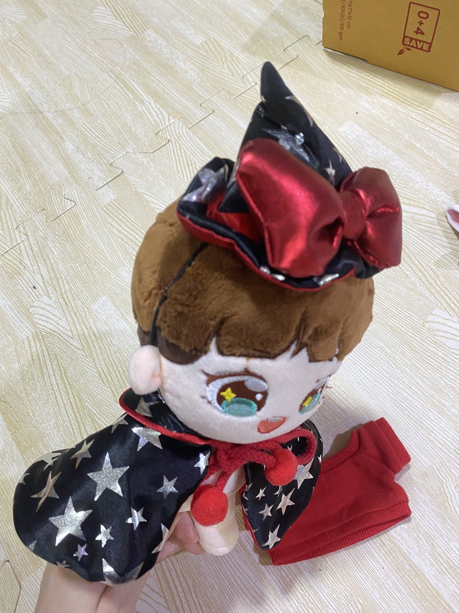 fluffyguin's tweet photo. #พร้อมส่ง ชุดตุ๊กตา 20cm 

เซ็ทหมวก+ผ้าคลุม 140
เซ็ทกระโปรง ฟ้า/แดงอมส้ม เซตละ 165

มือ2 สภาพดีมาก 
#ชุดตุ๊กตา15cm #ชุดตุ๊กตา20cm #ชุดตุ๊กตาพร้อมส่ง #ชุดตุ๊กตา #พี่กวิ้นพร้อมส่ง https://t.co/TIiPwQq2Zs