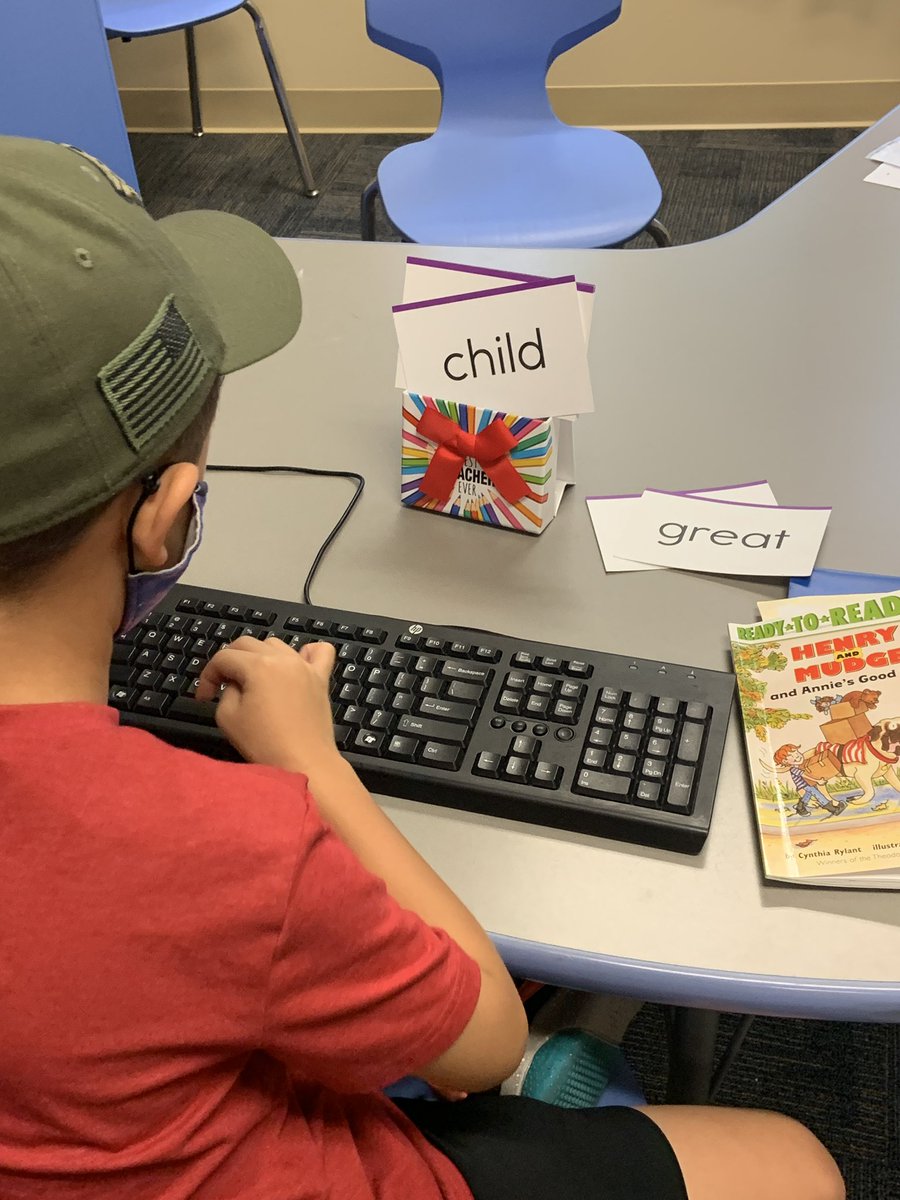 AngelaFlavinpky's tweet photo. Game time for all kinds of #wordnerd fun! Chicken, sight word keyboards, and strategy tic tac toe for the end!
#LoveTeaching https://t.co/Fvhv2CtUCH