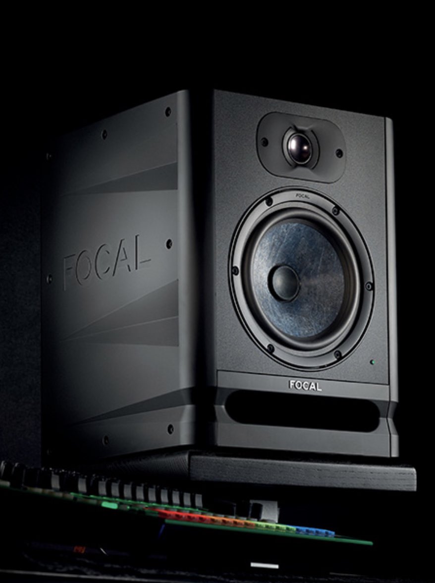 Just ordered a set of these bad boys from <a href="/FocalOfficial/">Focal Official</a>