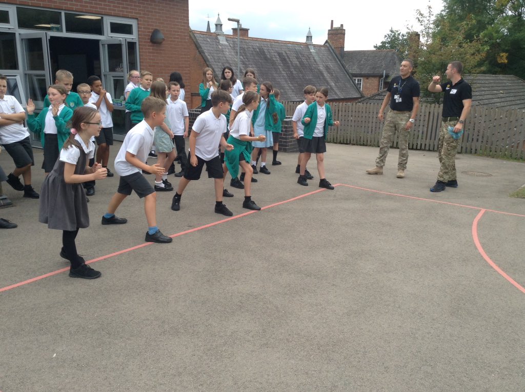 RatbySchool's tweet photo. Neptune class are loving the mission with Commando Steve and Commando Pete #respect #teamwork #commnication https://t.co/epqT2R8UJ3