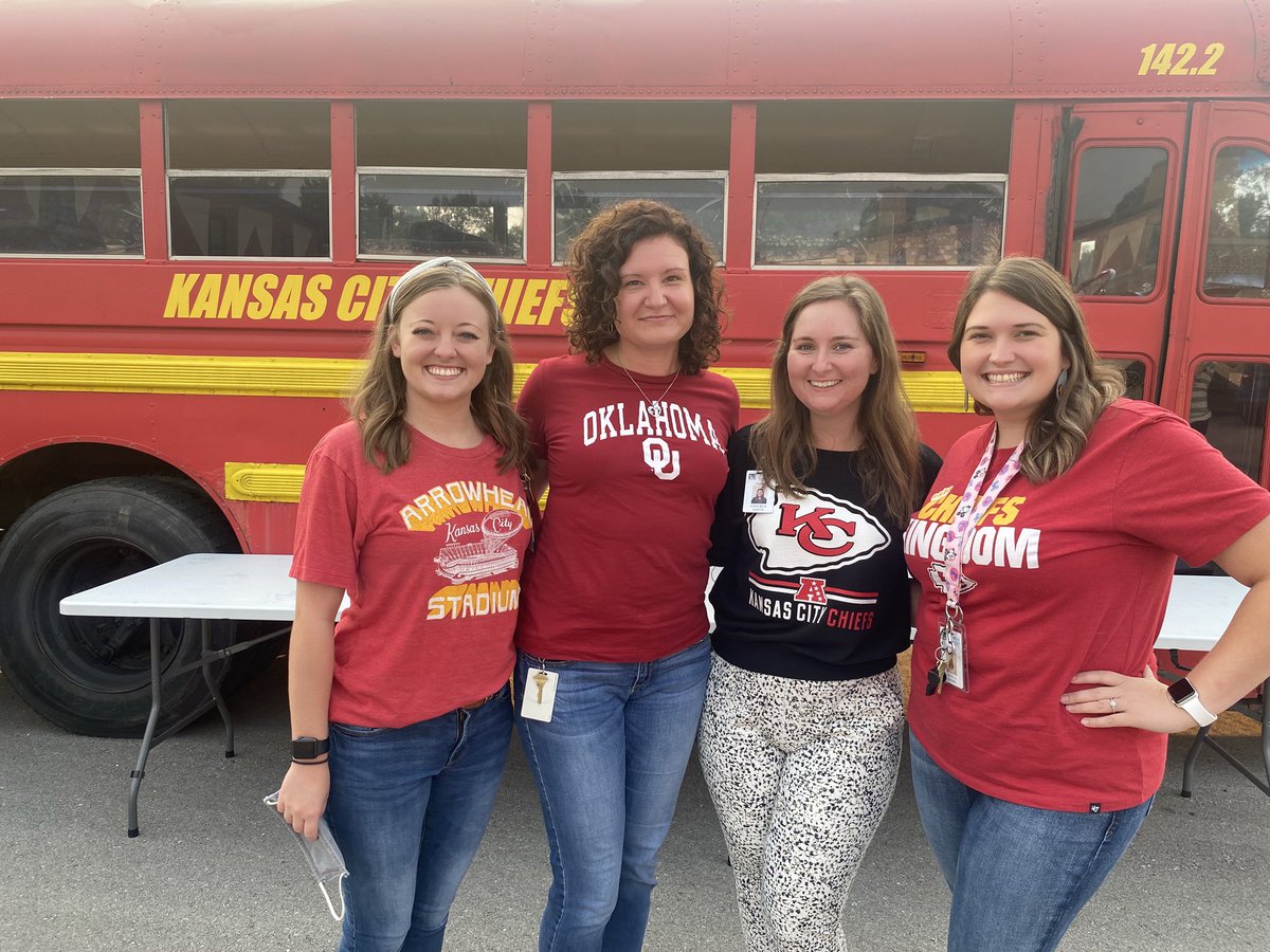 Courtney Fisk tweet media