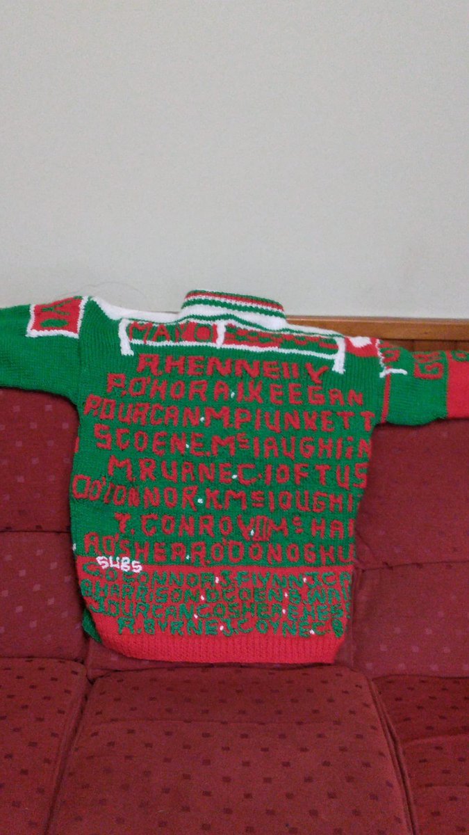 patneedham22's tweet image. #allirelandfinalready I have my geansai now just need two tickets please @MayoGAA @LouisburghGAA @TG4TV @RTEgaa #nannymaryknitter