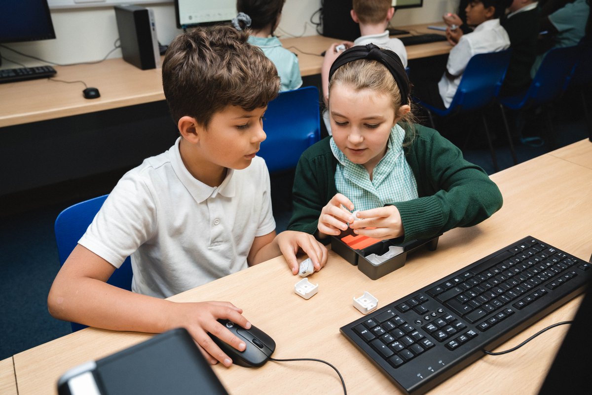 WhitgiftSchool1's tweet image. The Primary Project is back! This week Regina Coeli visited Whitgift for the #PrimarySchoolProject.  They have enjoyed an action-packed week of Computing, Languages, Science, Music and PE. #WhitgiftCommunity