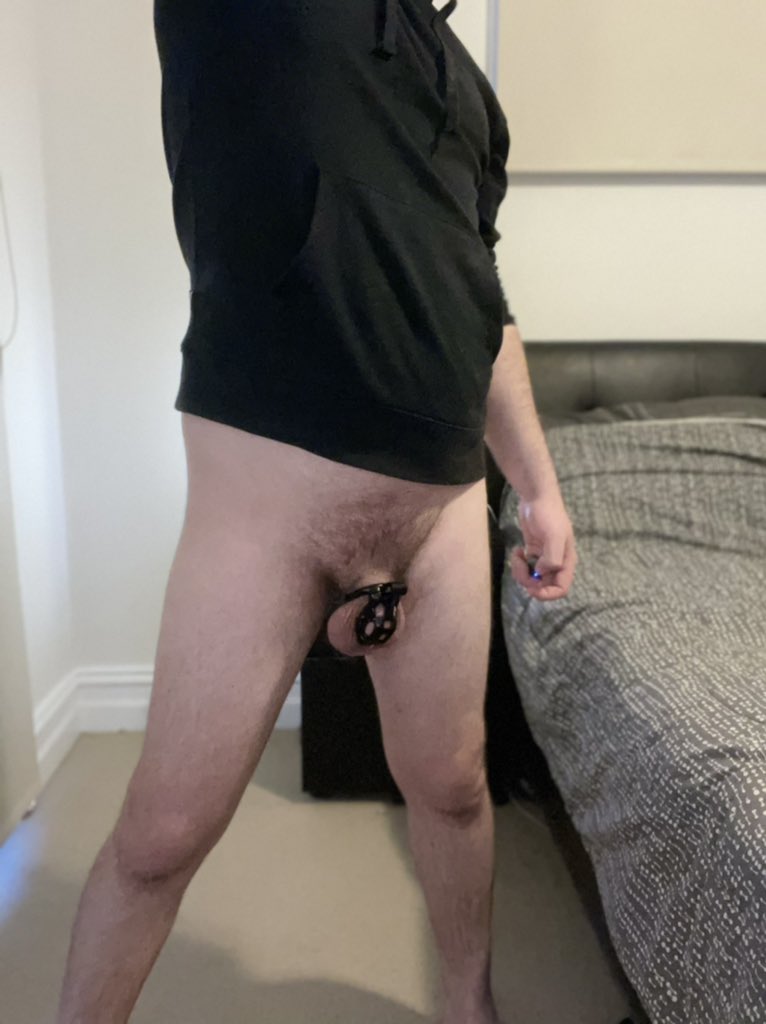 Pup_Huffer's tweet photo. 23 days locked up with soooo many more to come. #faggotboi #lockedfag #lockedpup #justahole #lockedcumdump https://t.co/FJF37v54Ki