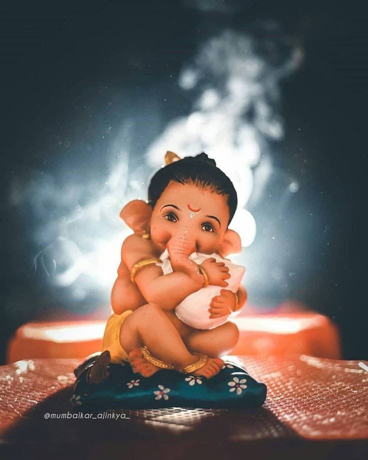 Adityapuri8581's tweet photo. गणेश चतुर्थी की हार्दिक शुभकामनाएँ. 

#GaneshChaturthi https://t.co/mNsZIKQ4BE