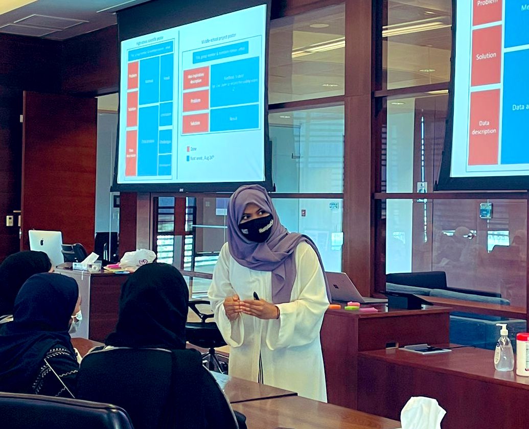 medvation's tweet photo. Scientific poster design workshop and programming projects #DataScience #Bioinformatis #Medvation #sciencesummercamp #KAUST https://t.co/SSRRtxEV7z