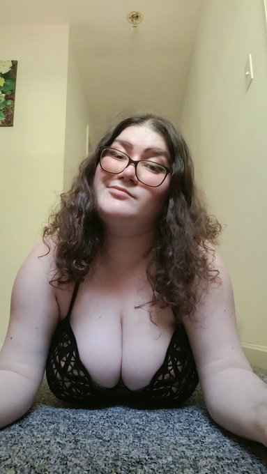 Hey bud, my eyes are up here 🤪 https://t.co/veJKC5atW1