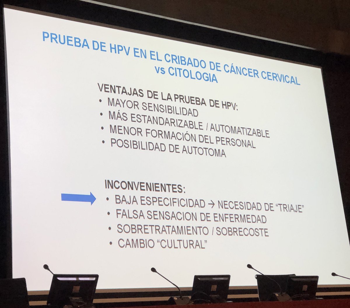 lara_pijuan's tweet photo. Dr. Belen Lloveras from @hmarpath during #ASCSEC2021 talking about HPV and cervical cancer 🔝
#Cytopath #Papanicolaou #ScreeningHPV @BelenLloveras #HospitaldelMar https://t.co/JYxTBsevLU