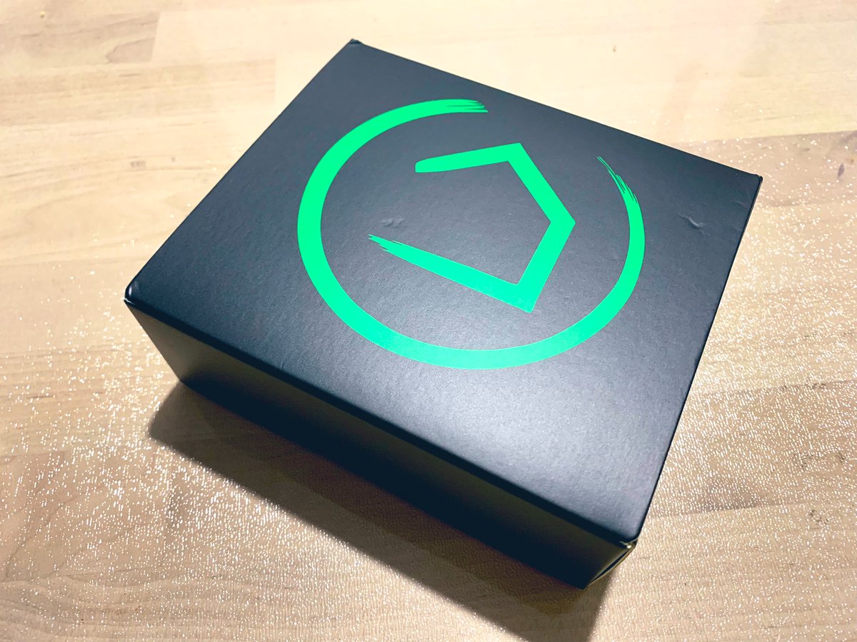 ShikiLee's tweet photo. Finally my #Hubitat Elevation Model C-7 hub is here. https://t.co/saYaEcpsbc