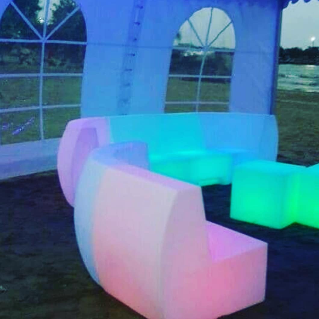 ZeroloPlanner's tweet photo. Somos tu mejor opción porque no subcontratamos, tenemos todo lo que necesitas para realizar tu evento
Agenda una cita sin compromiso
#toldos #pistaled #MueblesLed #sonidoprofesional #iluminacion #BarrasLed #Musica #tarima #WeddingPlanner #ZeroloPlanner https://t.co/ekegpCE2yu