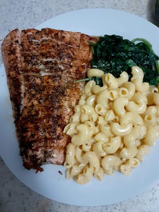 Honey glazed salmon https://t.co/2CuASK0BHA<a href="/tag/thecomeback"class="tags"><span>#thecomeback</span></a><a href="/tag/v3fights"class="tags"><span>#v3fights</span></a>