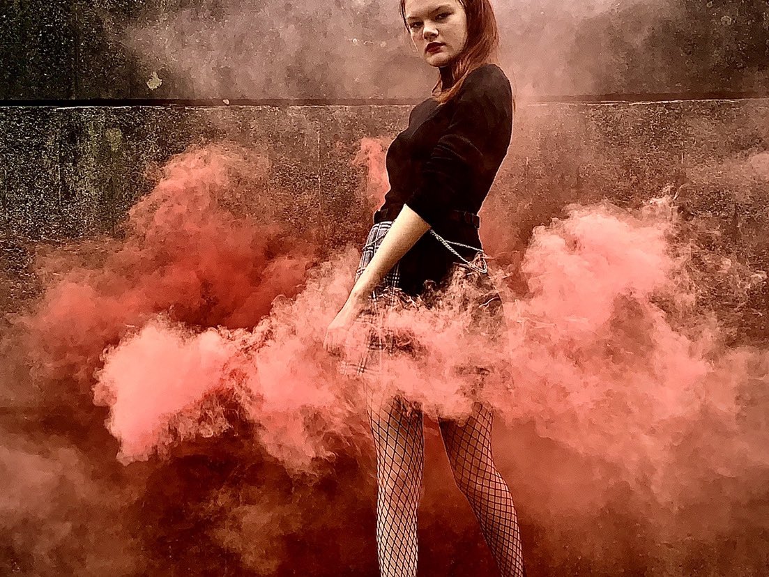 UHHSarts's tweet photo. Let’s start the new year with some amazing smoke flare photography with our Y11 from last night. #photography #photographygcse https://t.co/SX1uSSD1G1