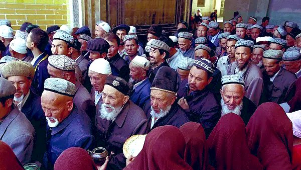 AbdugheniSabit's tweet image. Uyghurs need your voice. At least be the voice of voiceless #Uyghurs.