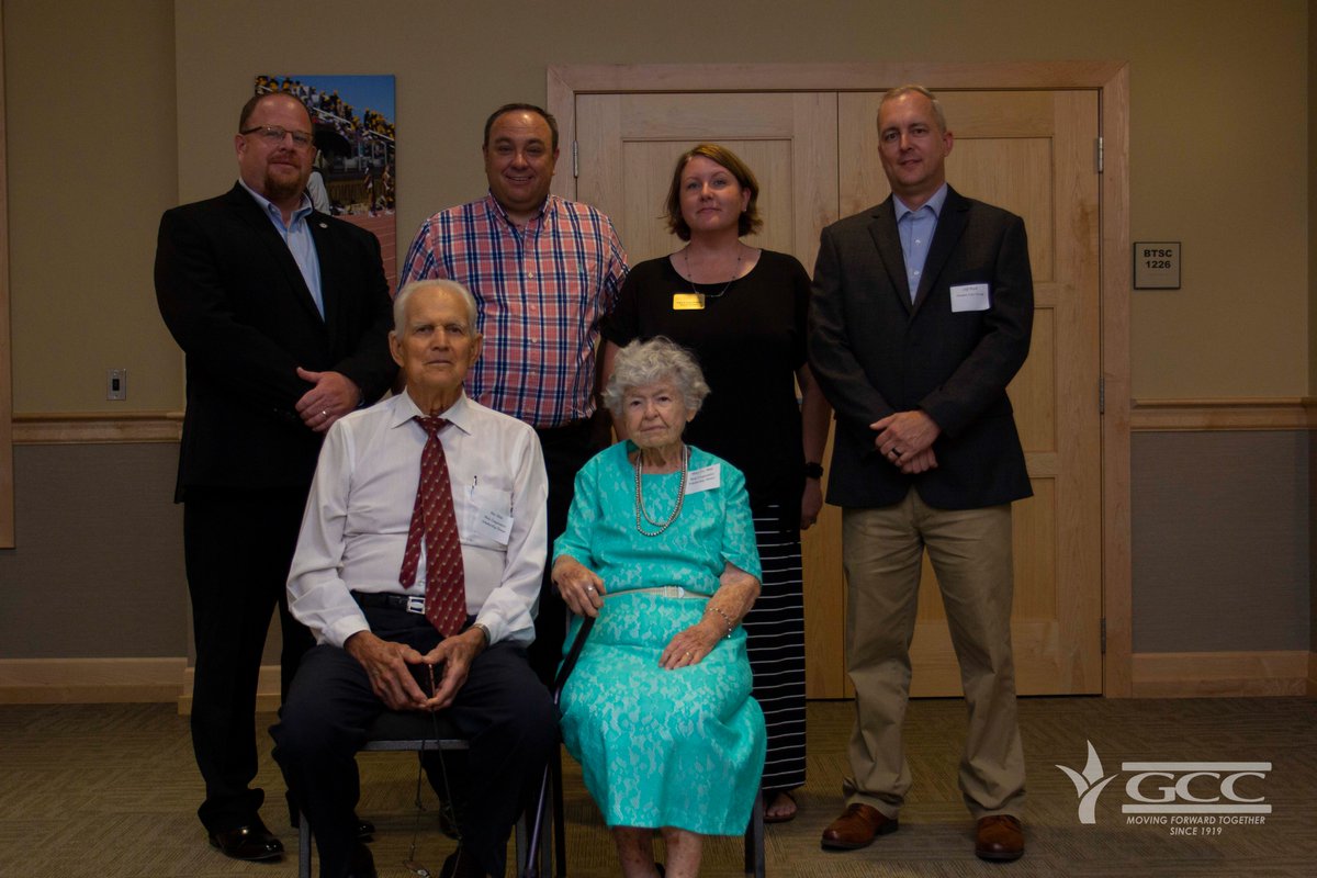 GardenCityCoop's tweet image. Recipients of the 2021-2022 Molz Cooperative Scholarship at @GCCCEndow  met for a reception and to meet with the namesakes of their scholarship, Otis and Mary Lee Molz.  Congrats to:  Jaycee Stewart, Brady Schmeeckle, Matt Morgan 
 and Elizabeth (Elly) Murrell!