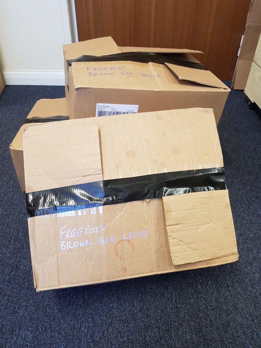 brownbagcrisps's tweet photo. Big thanks to our lovely friends @RoebuckBorough for sending us back so many crisps bags. We ❤️ you lovely people (and Viv used to work there, so it’s always held a special place!) We #recycle the bags using the @TerraCycleUK scheme https://t.co/psukX1DHqS