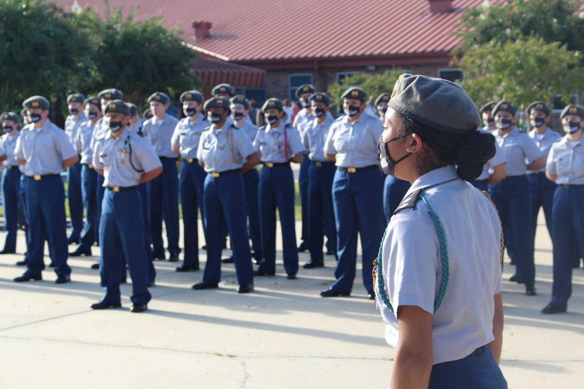 brunscoschools's tweet photo. NEVER FORGET: Today the @NbhsScorpions JROTC program held a 9-11 Remembrance Ceremony to honor and reflect on the lives lost on September 11, 2001. 

🇺🇸 More photos of the morning service are avail' on the BCS Facebook page.
#NeverForget 
#UnitedWeStand 
#BCSCommunityOfLearners https://t.co/MzhxdVltUT