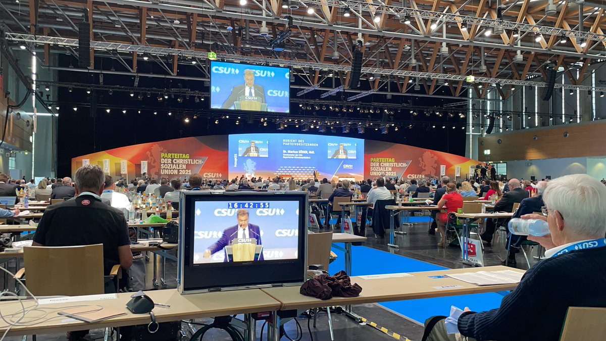 Wo ist der Game-Changer?Mütterrente, Steuern, Innere Sicherheit, rot-rot-grün… alles schon gehört… wo ist das Thema für die letzten Meter im Wahlkampf? #Soeder #CSU #CSUPT #CDU
