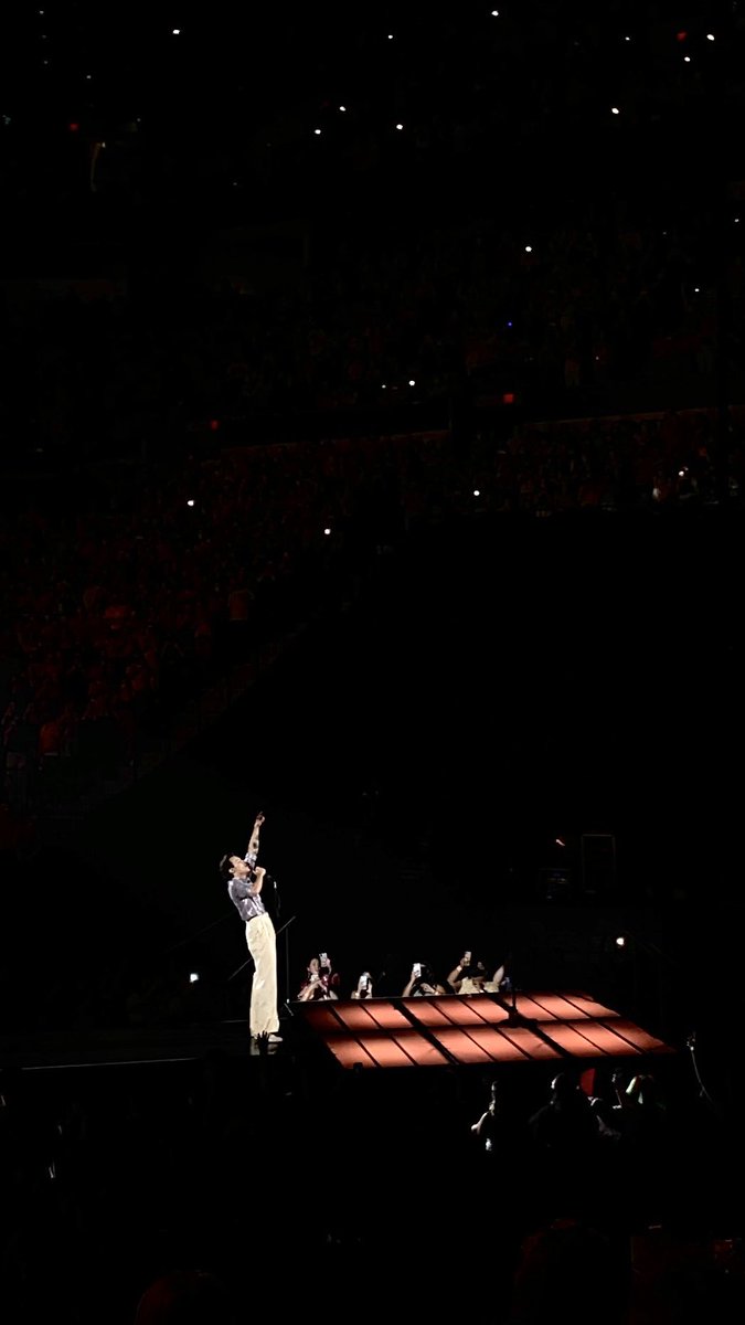 icdmatchaltte's tweet image. HARRY STYLES!!!!!!!!!!!