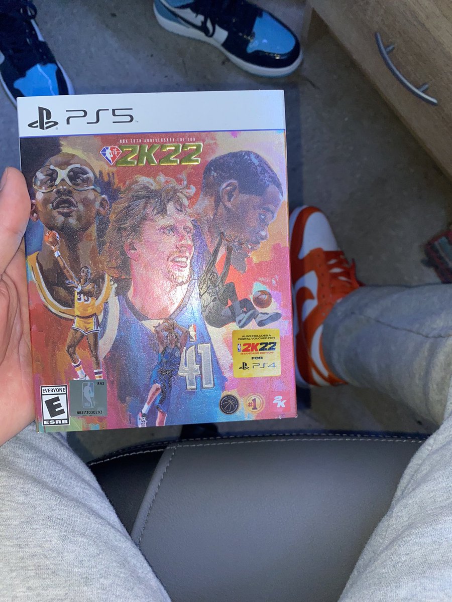 LoomyCheese's tweet photo. 2K #Logogrind Coming For That Logo This Year #NBA2K22 #Ronnie2K @Ronnie2K https://t.co/5Yhh0ojZfP