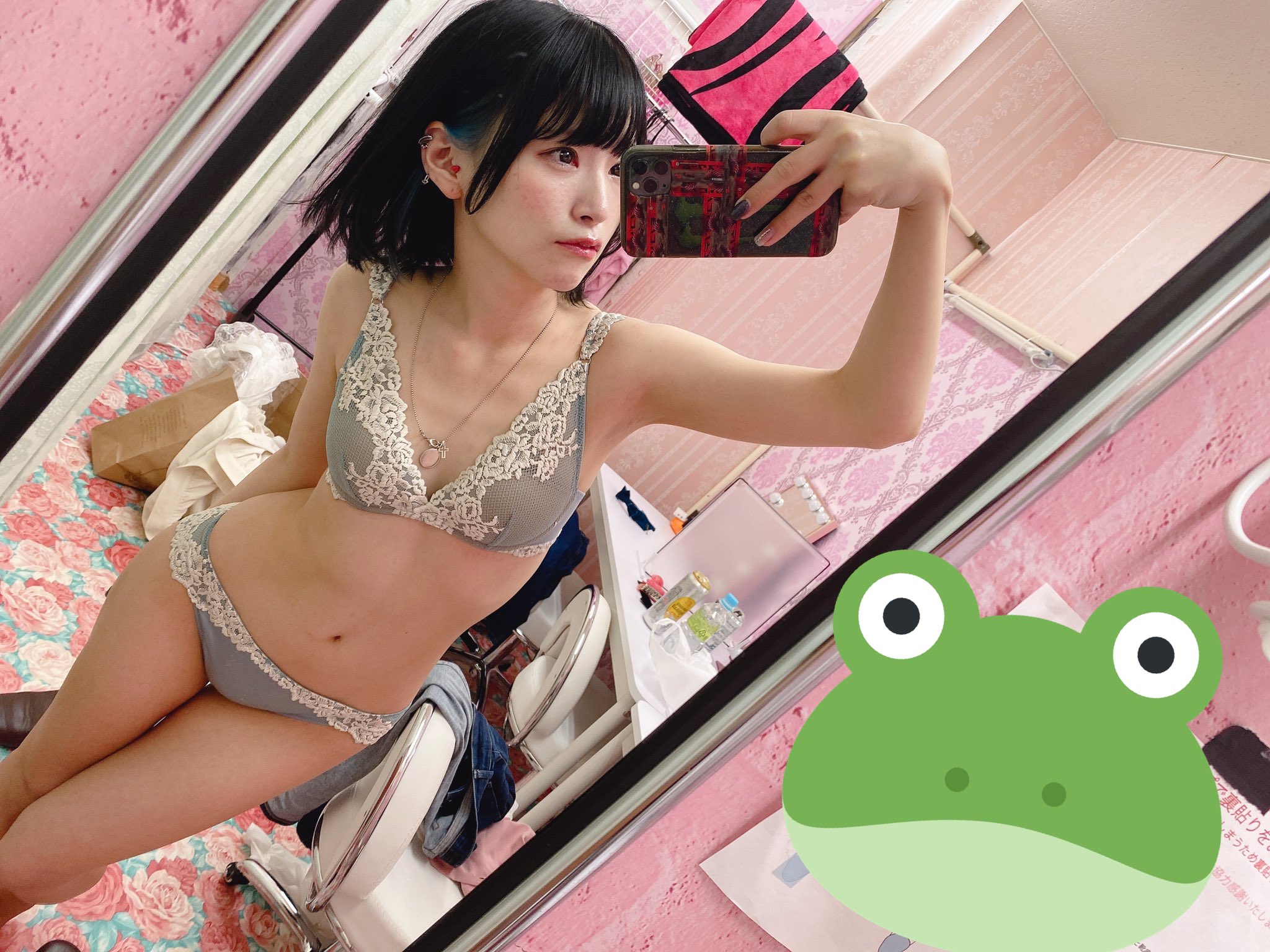 霧宮てん 可愛くなるのがお仕事 On Twitter 最近痩せたって言われて最初は嬉しかったんだけど 絶対あと 1 5キロあったほうが可愛いっ この身体151 で 45キロで 体脂肪率30くらいなんですよっ 痩せたようで痩せて無い Https T Co Zdvqlydrqo Twitter
