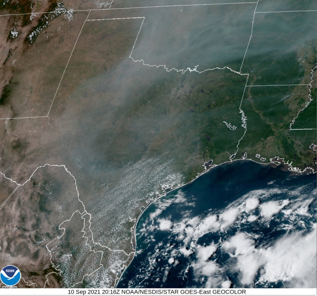 KSATMia's tweet photo. Notice some haze in the sky today? Wildfire smoke is currently filtering through parts of Texas. 

Air quality is in the "moderate" category locally -- meaning those who are unusually sensitive may be experiencing some issues. https://t.co/wZKEufGCDH